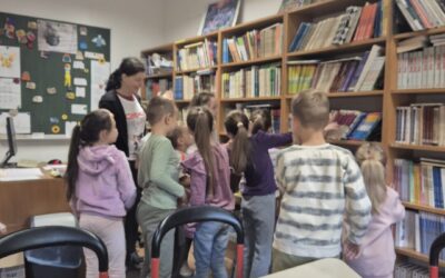 Učenici prvog razreda posjetili su školsku knjižnicu